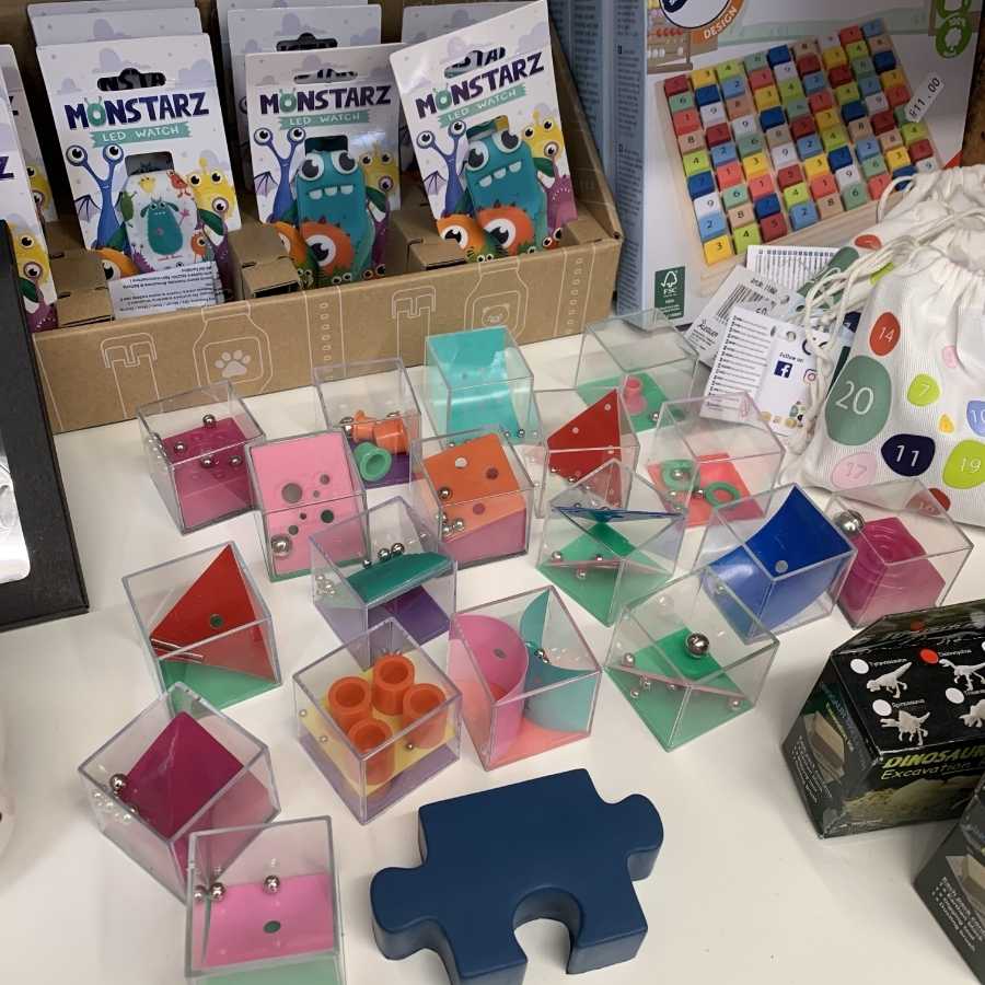 JEU DE PATIENCE À DÉS idée cadeau, anniversaire, noel, enfants, boutique, fribourg, suisse