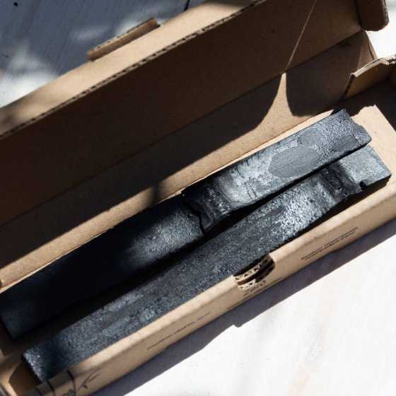 2 bâtons de charbon pour carafe - Origine Japon