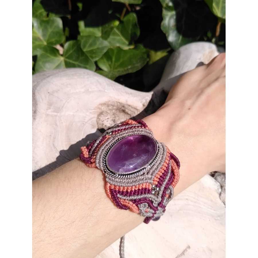 Armband aus Mikro-Makramee Amethyst