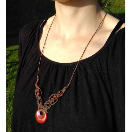 Roter Jaspis - Mikromakramee-Halskette - Donut