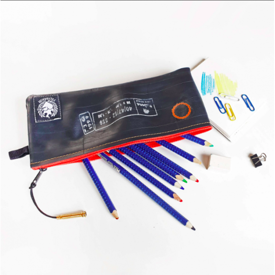 Stiftetui aus recycelten Fahrradrohren, orange