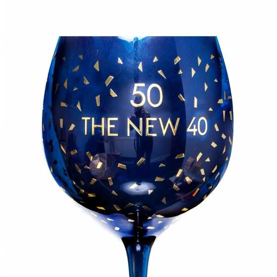 Opulentes Weinglas - 50 Jahre