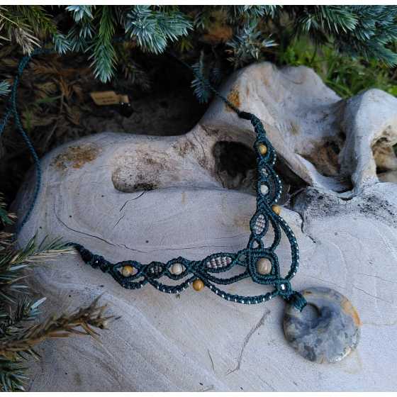 Agate Crazy Lace - Collier micro-macramé home made - Donut près du cou