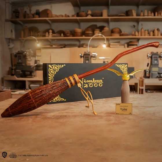Réplique mini Nimbus 2000 - Harry Potter