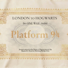 Küchentuch London to Hogwarts Platform 9¾ - Tea Towel Ticket Hogwarts Express - Harry Potter - Minalima