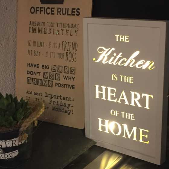 Panneau lumineux cuisine