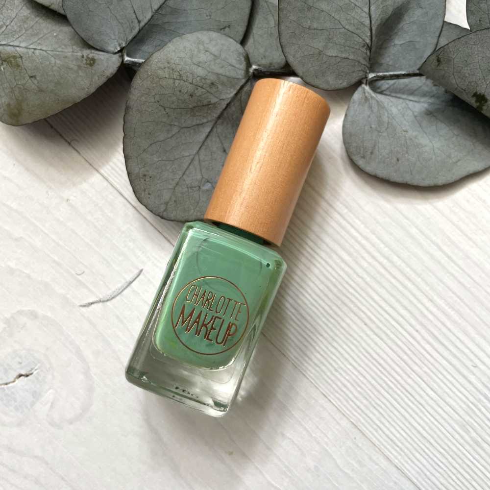 Vernis à ongle vert d'eau - Charlotte Bio