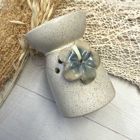 Ölbrenner Keramik gesprenkelt - Creme mit Blumen - Blau