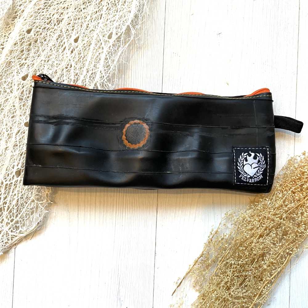 Stiftetui aus recycelten Fahrradrohren, orange