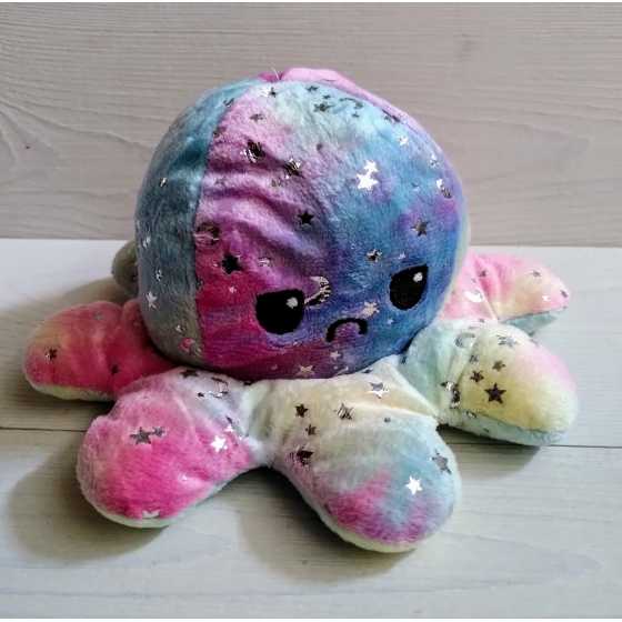 Plüschtier Octopus zum Umdrehen 20 cm mit Sternenmuster.