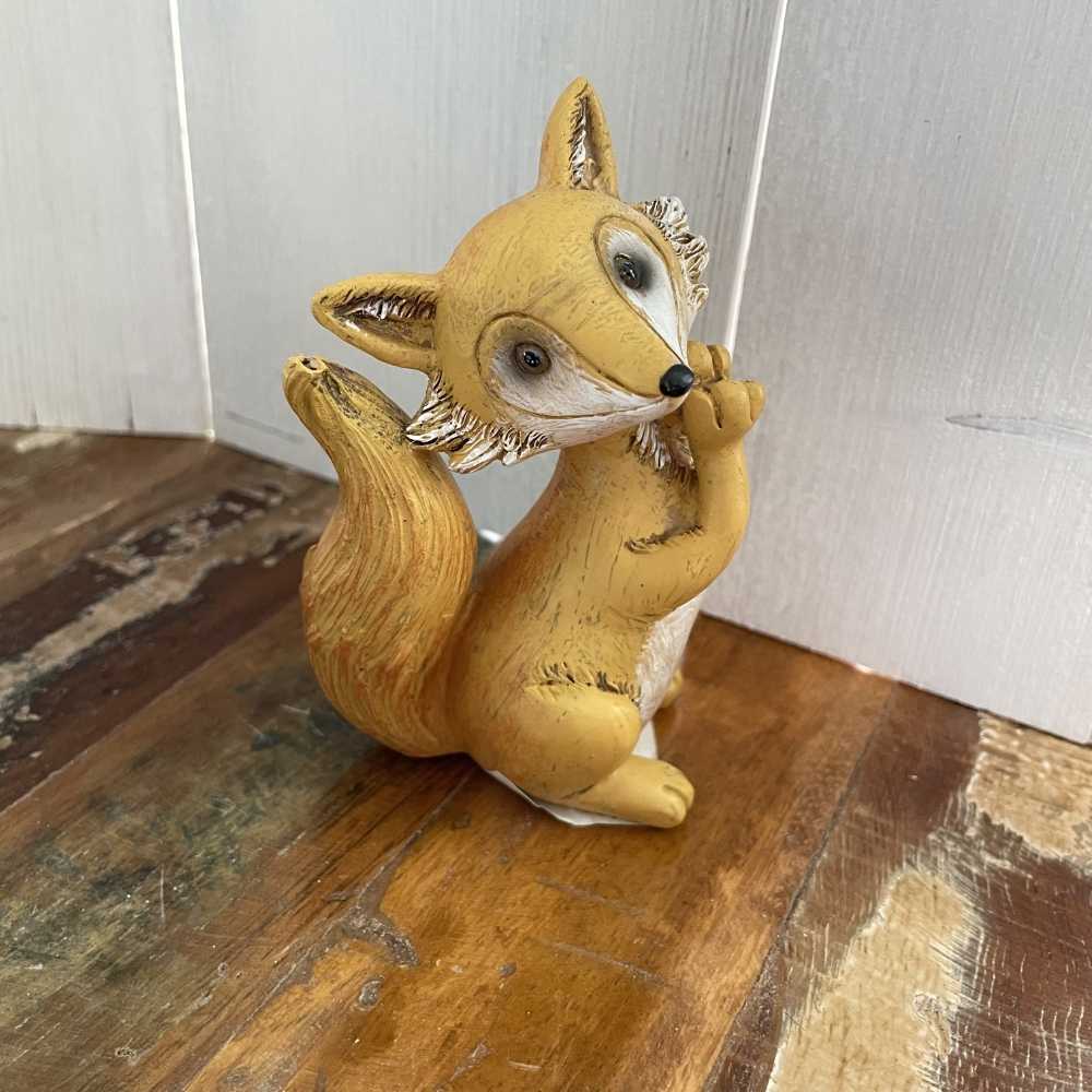 Fuchs aus Kunstharz