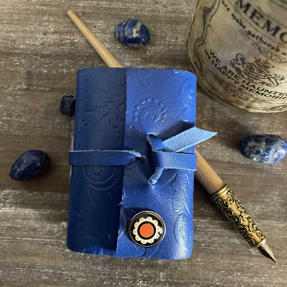 Petit carnet artisanal en cuir - Lapis Lazuli Bleu