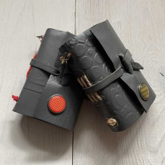 Kleines handgefertigtes Notizbuch aus Leder - Serie Anthrazit