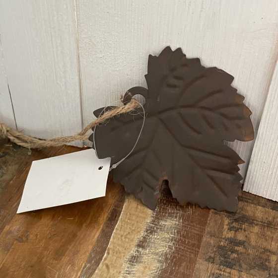 Blatt aus Metall zum Aufhängen