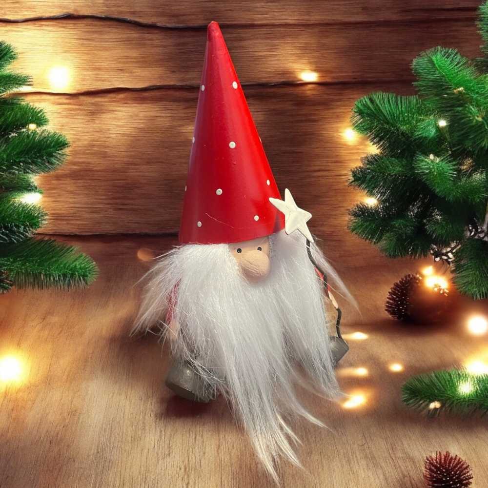 Lutin en métal avec baguette