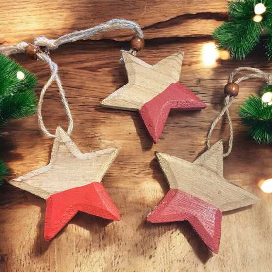 Kleiner Holzstern zum Aufhängen