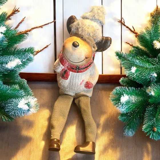 Renne assis en terracotta avec bonnet fourrure