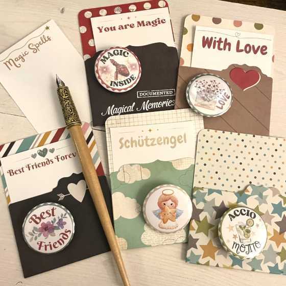 Carte de vœux et badge Best Friends