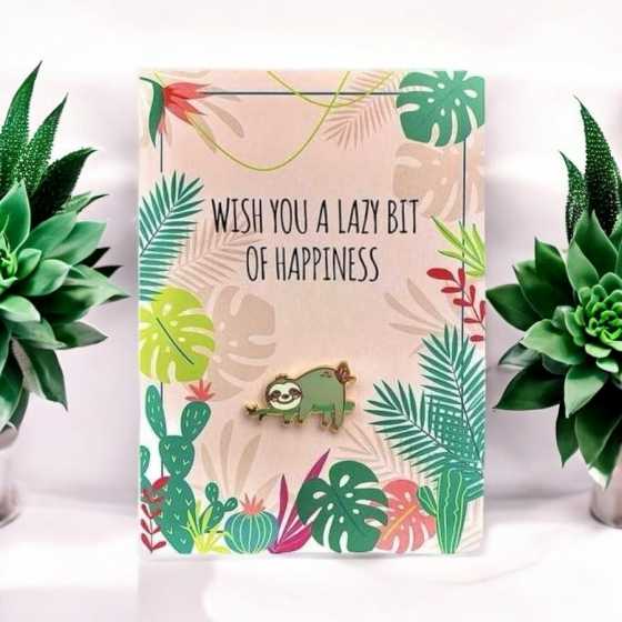 Carte cadeau paresseux avec pin's comme cadeau