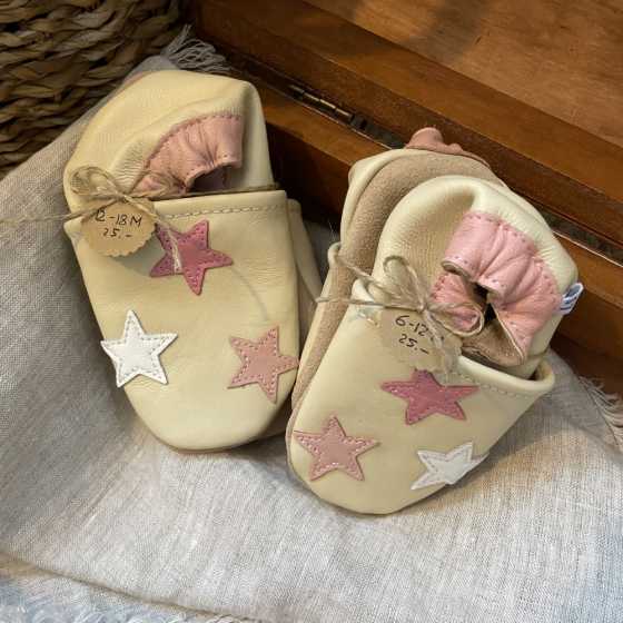 Chaussures en cuir souple pour bébé Little Stars Pink