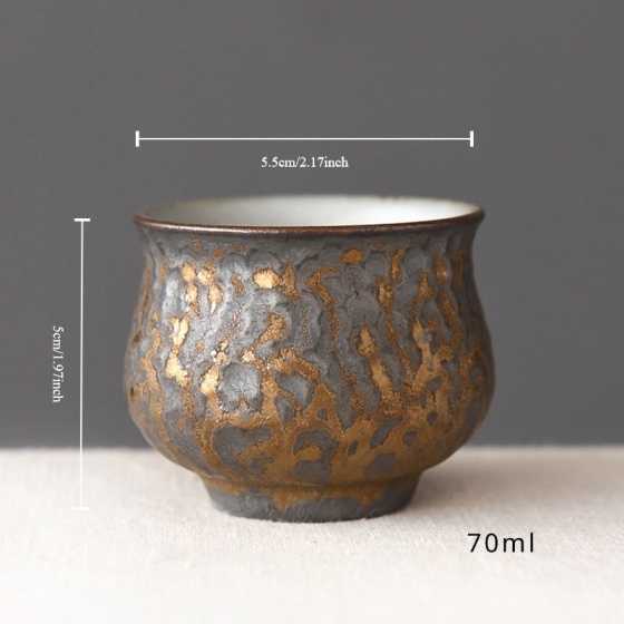 Goldene Teetasse aus Keramik – Gohobi