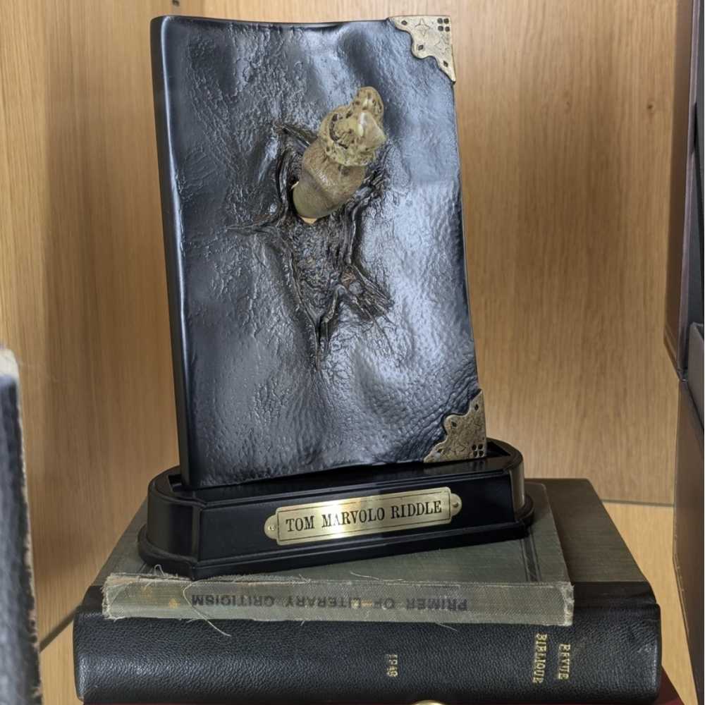 Dent de Basilic et Journal de Tom Jedusor - Harry Potter