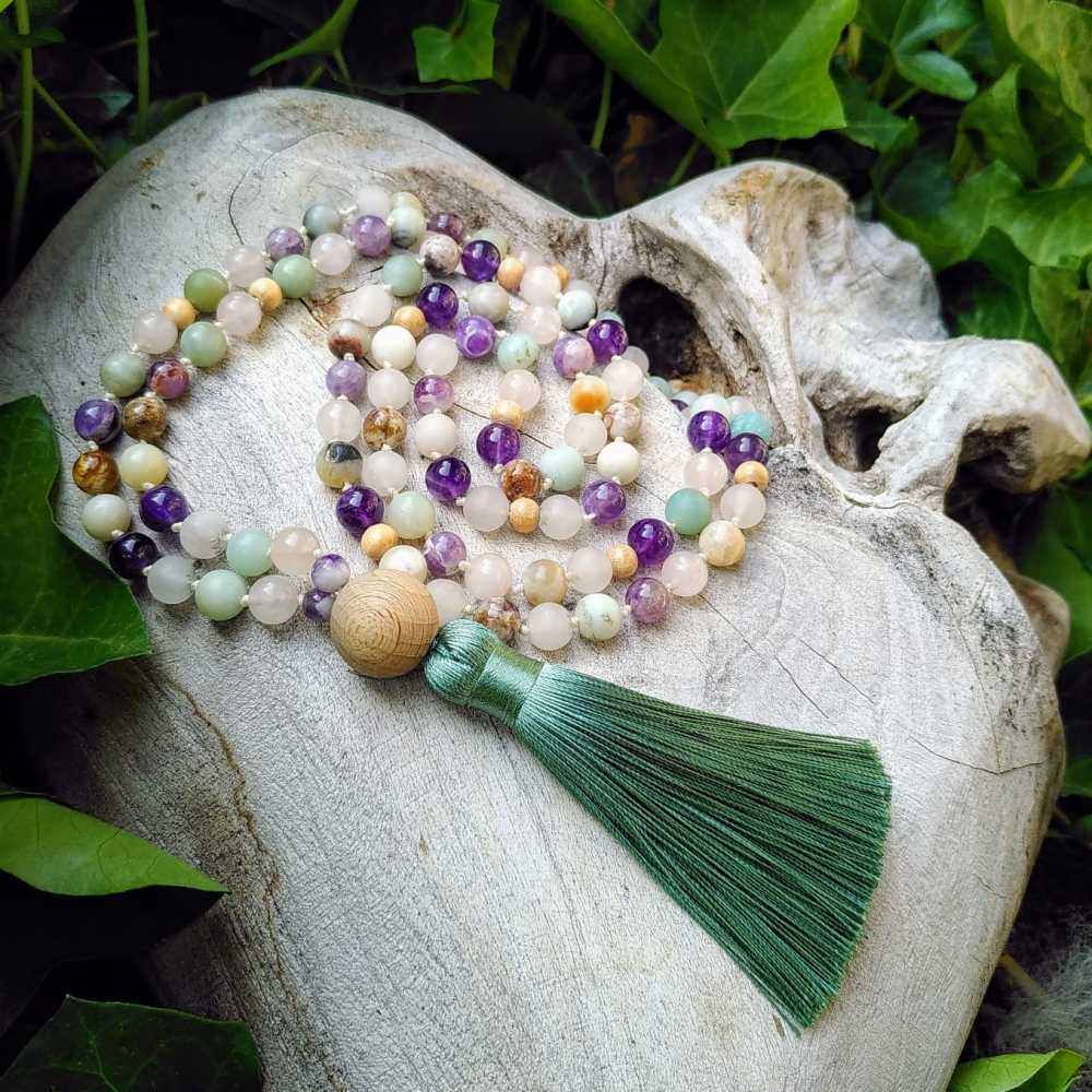 Liebe – Weisheit – Harmonie | Mala mit 108 Perlen aus Rosenquarz, Amethyst & Amazonit
