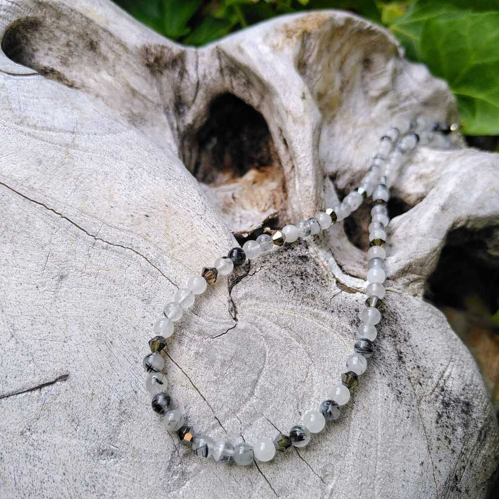 Quarz-Turmalin-Halskette