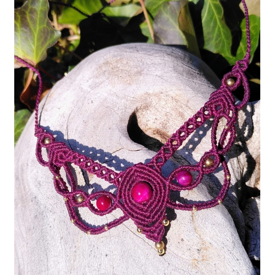 Oeil de Tigre teinté - Collier ras du cou en micro-macramé