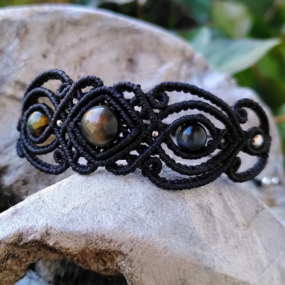 Oeil de Faucon - Bracelet micro-macramé - Ouverture d'esprit