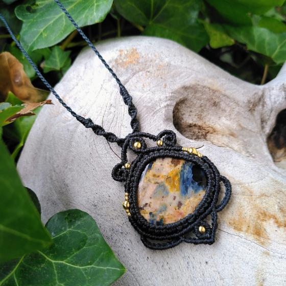 Pietersit-Stein - Mikromakramee-Halskette