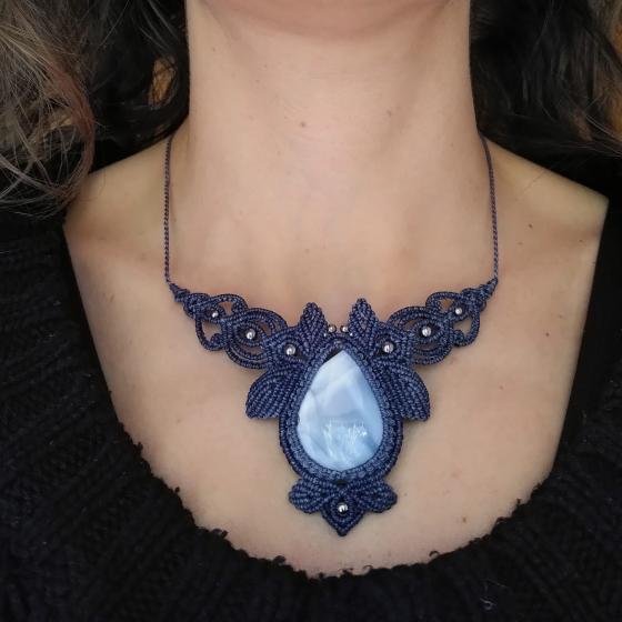 Blauem Opal - Mikromakramee-Halskette