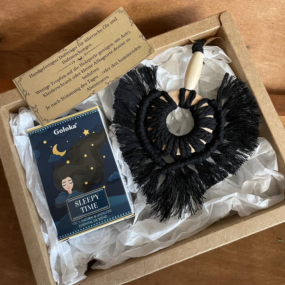 Geschenkset Makramee-Diffuser & „Sleepy Time“ Duftmischung – Goloka ätherische Öle