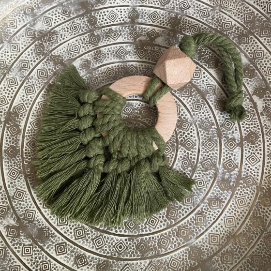 Diffuseur artisanal en macramé pour huiles essentielles