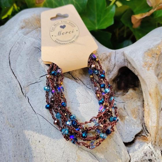 Handgefertigte Halskette / Armband in Kupferoptik mit lagunenblauen Reflexen – Unikat