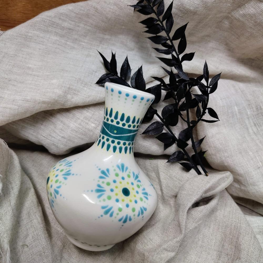 Vase en céramique peint à la main – Turquoise & vert – Pièce unique