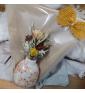 Vase en céramique peint à la main avec bouquet de fleurs séchées – Pièce unique