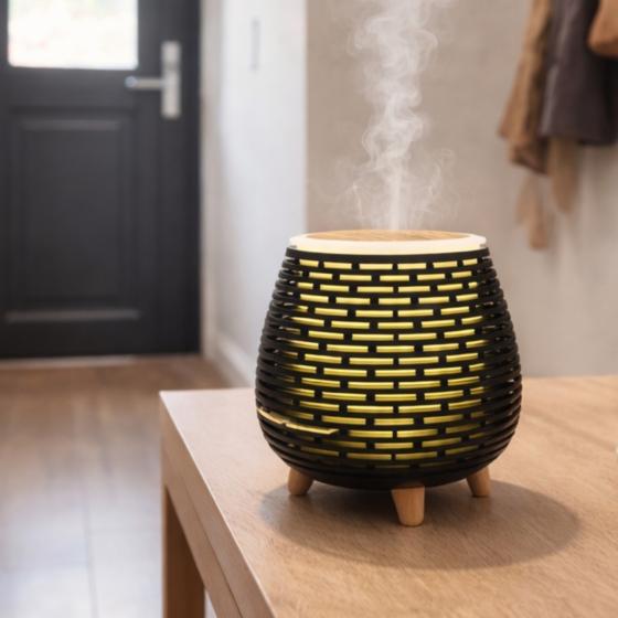 Ätherische-Öle-Diffuser Leni – Ultraschall-Diffuser mit USB und LED-Licht – Schwarz