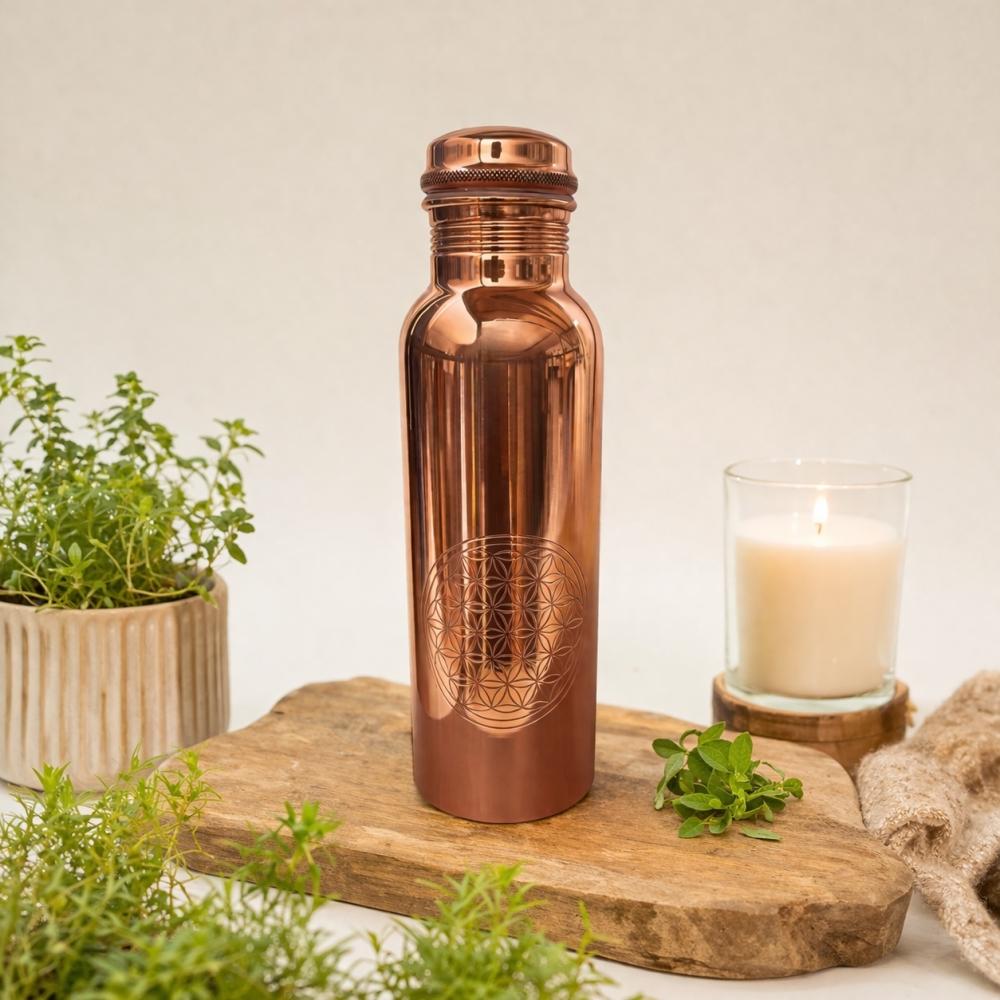 Bouteille d'Eau en Cuivre Pur Poli – Fleur de Vie – 850 ml