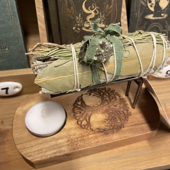 Support de fumigation Arbre de Vie en bois d'acacia – Palo Santo & Sauge