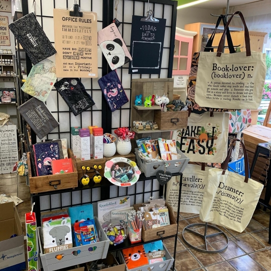 Boutique cadeau, décoration, produits naturels, bijoux, Harry Potter, Star Wars, Fribourg, Suisse, en ligne